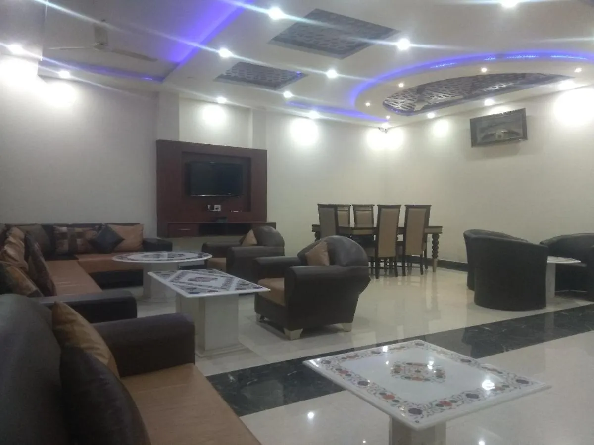 Bed & Breakfast Hotel Taj Village - Taj Mahal Distance Only 700 Meter Agra
