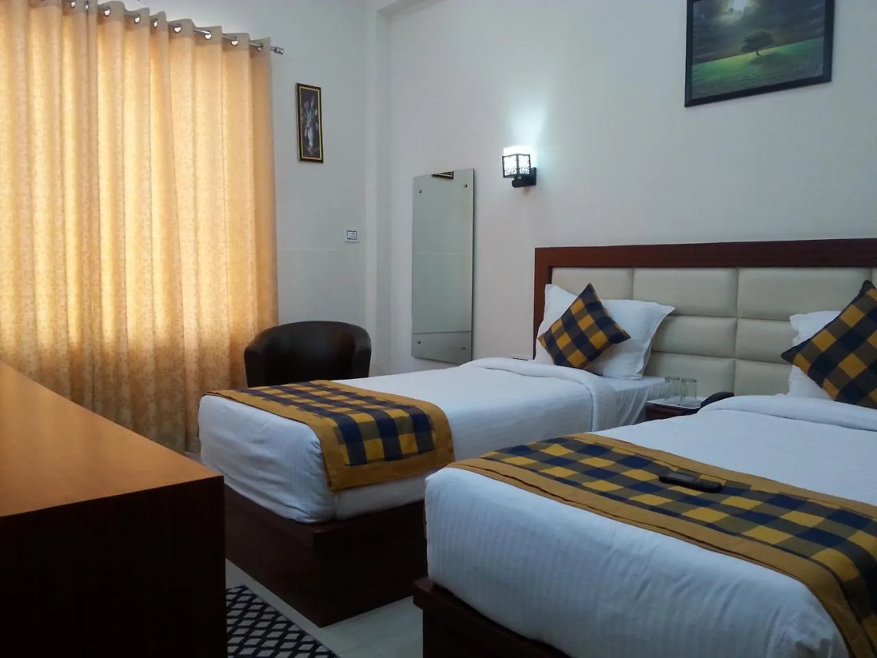Hotel Taj Village - Taj Mahal Distance Only 700 Meter Agra  2*, Agra (Uttar Pradesh)
