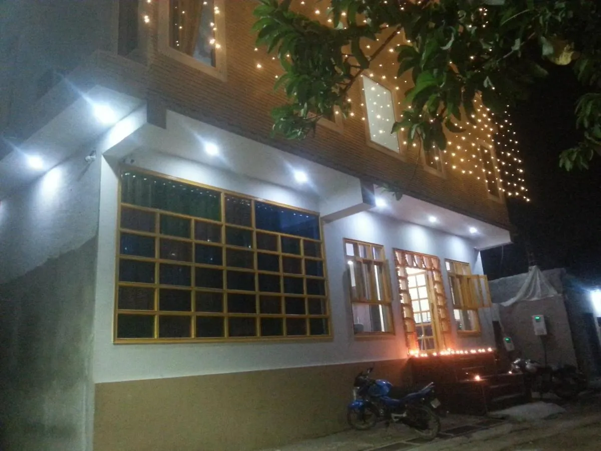 Hotel Taj Village - Taj Mahal Distance Only 700 Meter Agra  Bed & Breakfast