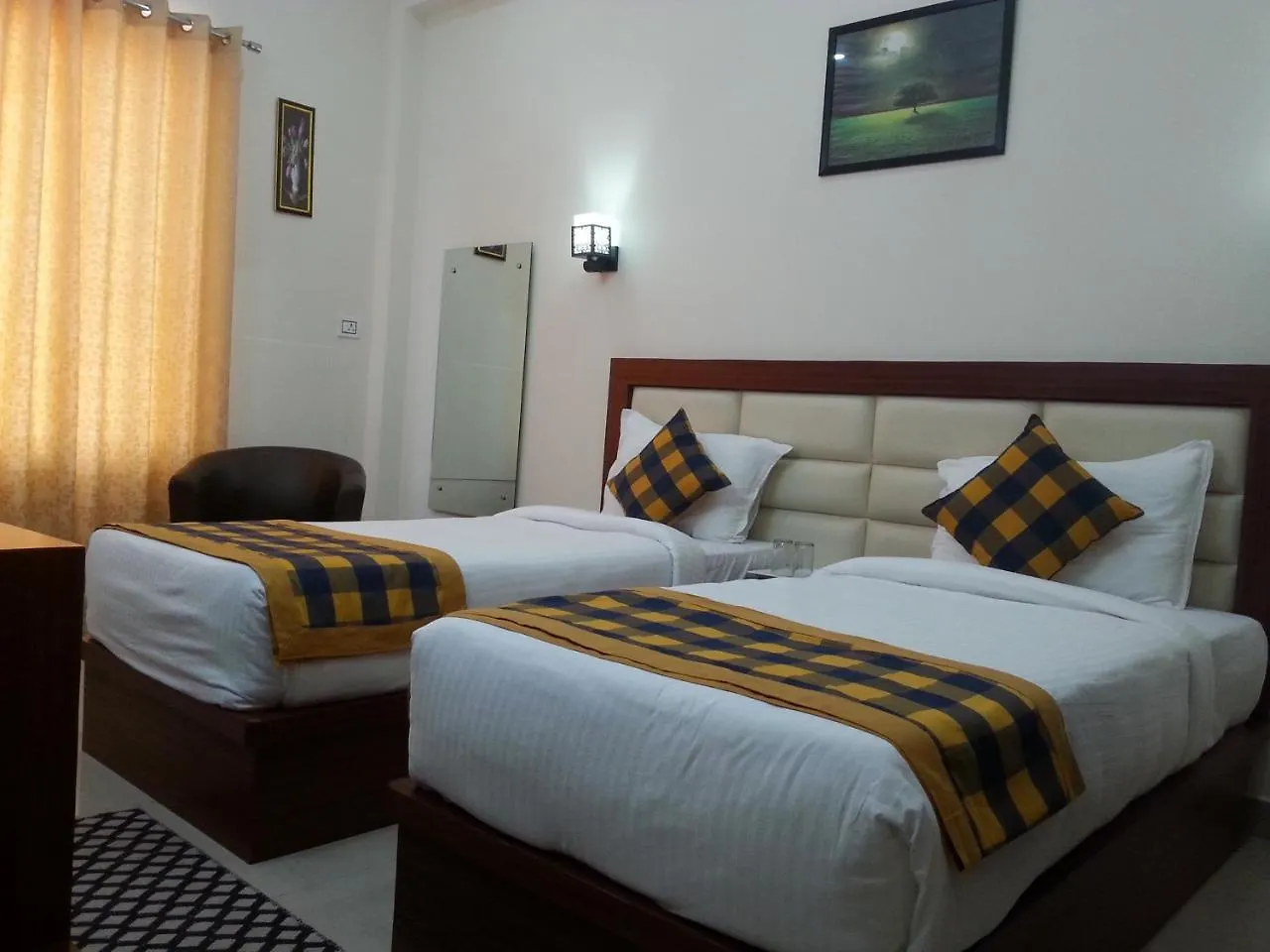 Bed & Breakfast Hotel Taj Village - Taj Mahal Distance Only 700 Meter Agra